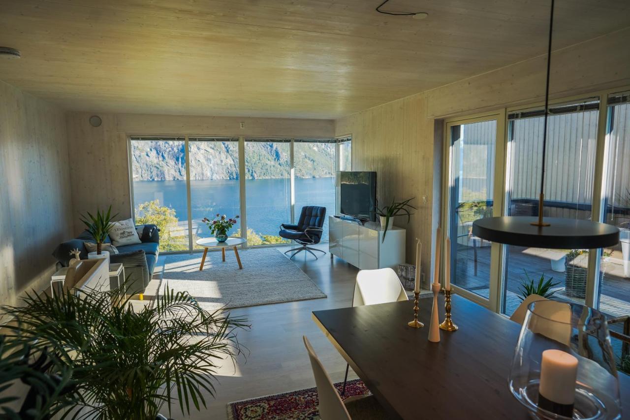 Fjord View Apartment สตรานดา ภายนอก รูปภาพ